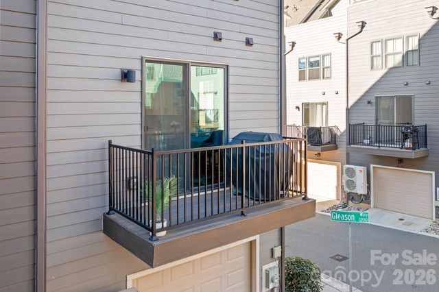 1226 Gleason Way, Charlotte, NC 28217