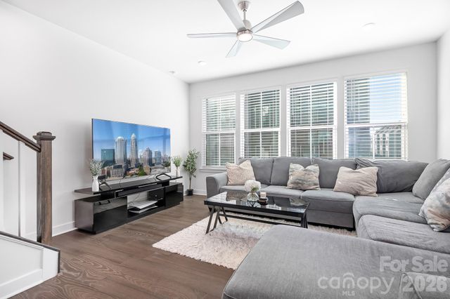 1226 Gleason Way, Charlotte, NC 28217