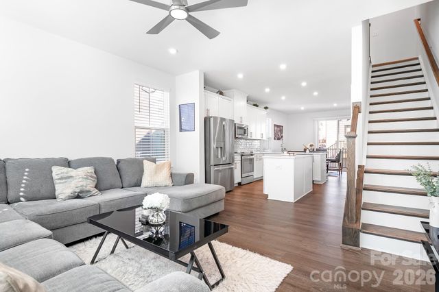 1226 Gleason Way, Charlotte, NC 28217