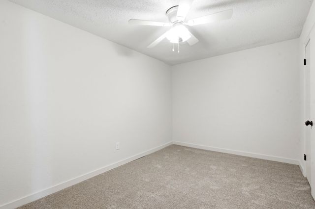995 FEATHERS CHAPEL DR, Somerville, TN 38068