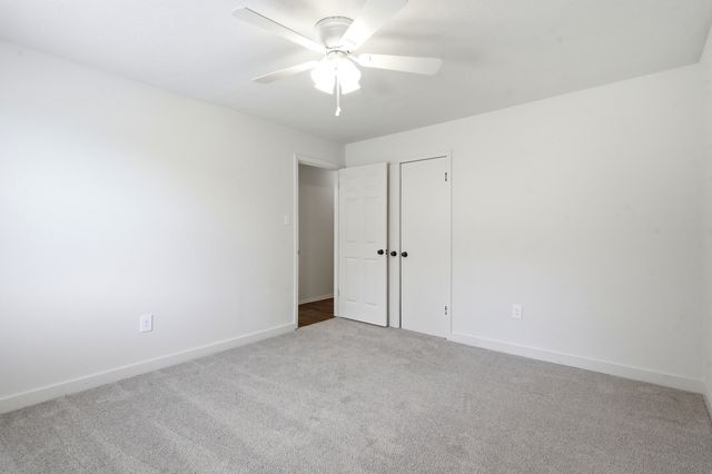 995 FEATHERS CHAPEL DR, Somerville, TN 38068