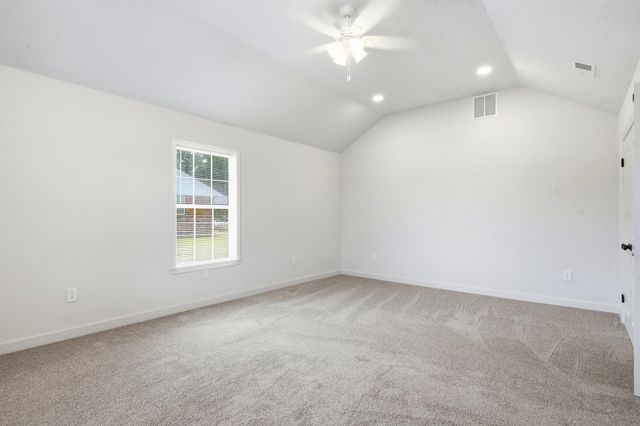 995 FEATHERS CHAPEL DR, Somerville, TN 38068