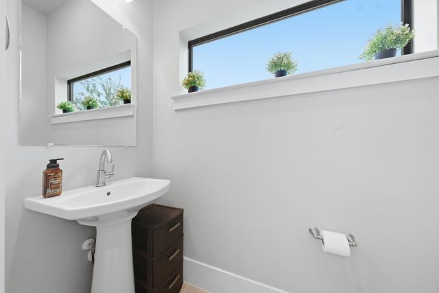 2401 Crawford Street C1C, Houston, TX 77004