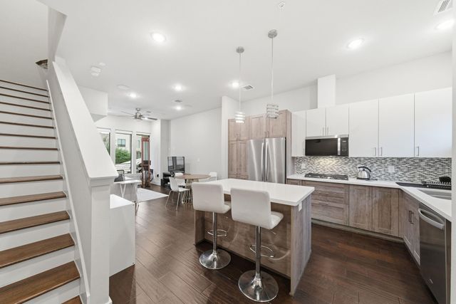 2401 Crawford Street C1C, Houston, TX 77004