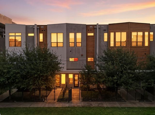 2401 Crawford Street C1C, Houston, TX 77004