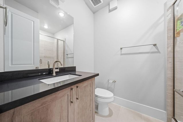 2401 Crawford Street C1C, Houston, TX 77004