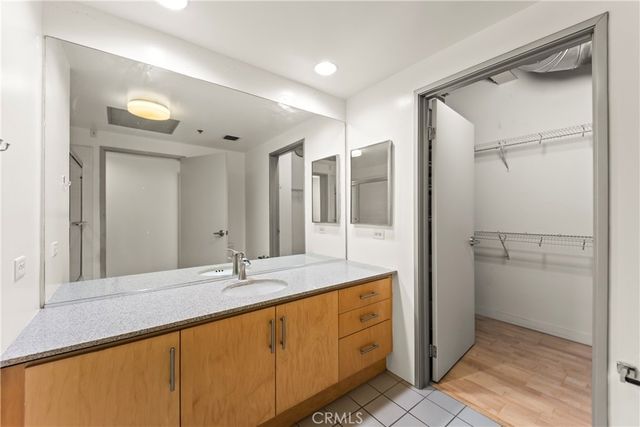 1100 S Grand A503, Los Angeles, CA 90015