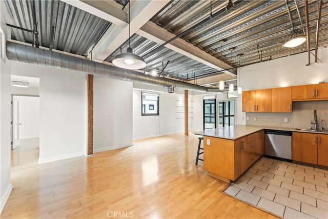 1100 S Grand A503, Los Angeles, CA 90015