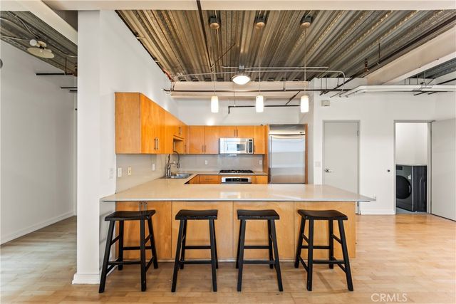 1100 S Grand A503, Los Angeles, CA 90015