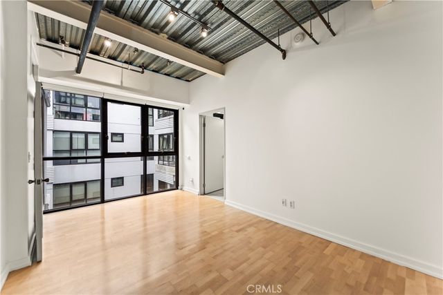 1100 S Grand A503, Los Angeles, CA 90015
