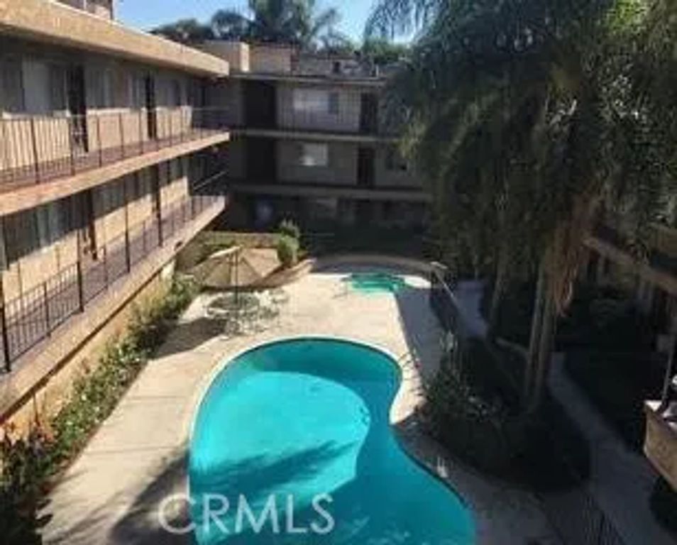8505 Columbus Avenue 304, North Hills, CA 91343