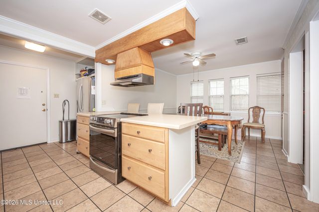 3506 King George Street, Ocean Springs, MS 39564