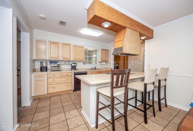 3506 King George Street, Ocean Springs, MS 39564