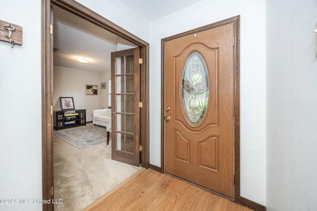 3506 King George Street, Ocean Springs, MS 39564