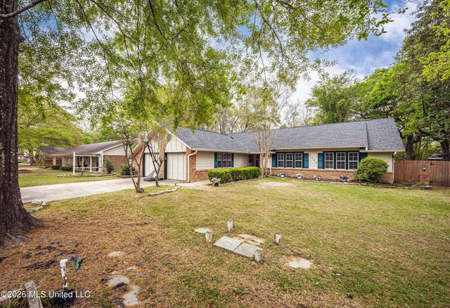 3506 King George Street, Ocean Springs, MS 39564