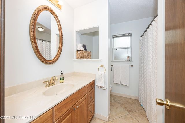 3506 King George Street, Ocean Springs, MS 39564