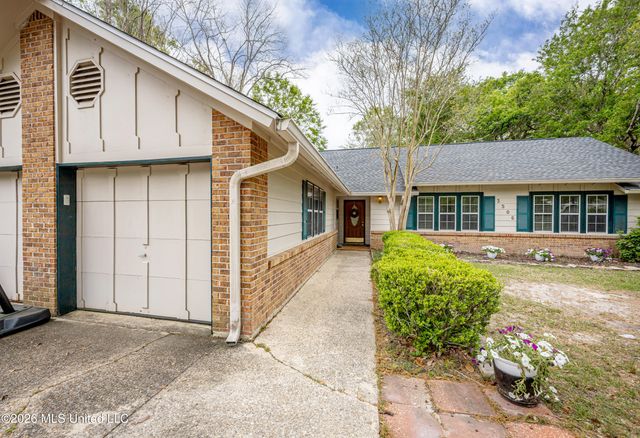 3506 King George Street, Ocean Springs, MS 39564