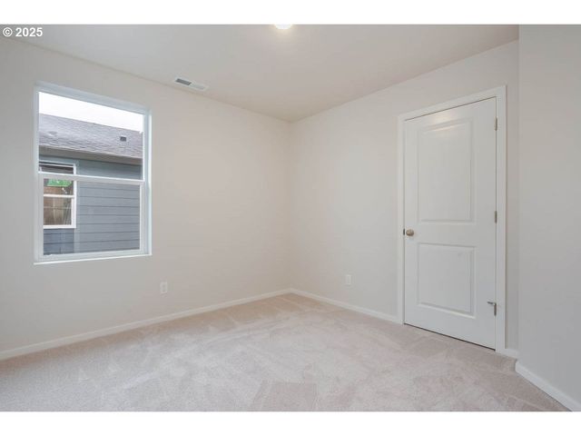 395 Pietro St Ne, Salem, OR 97301