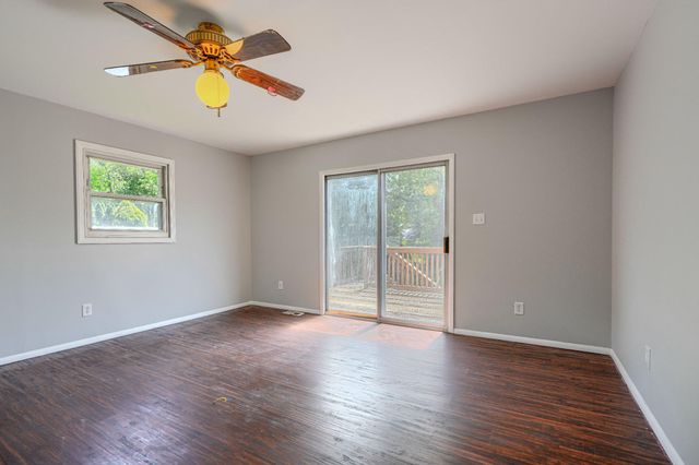 4317 LEOLA AVE, Halethorpe, MD 21227