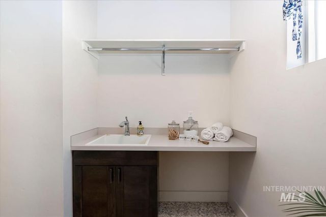 6170 W Ina Drive, Boise, ID 83703