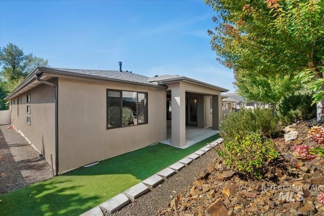 6170 W Ina Drive, Boise, ID 83703