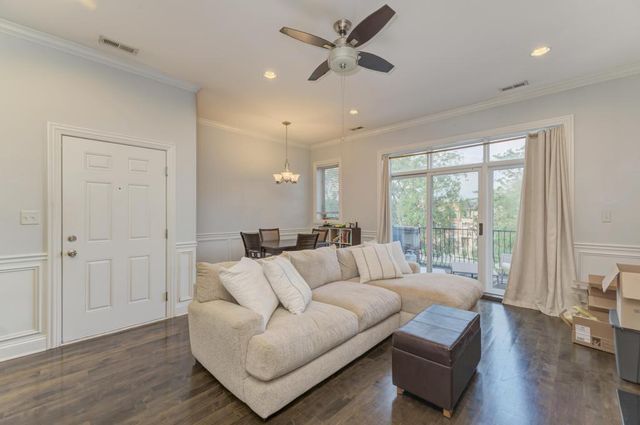 4224 S KING Drive 4S, Chicago, IL 60653