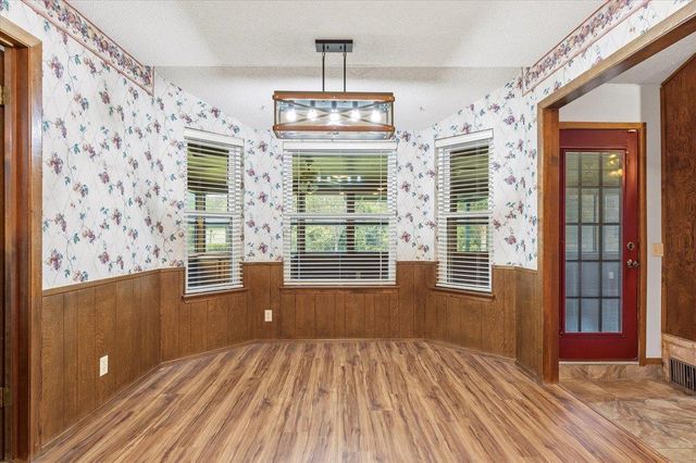 250 Hickory DR, Elgin, TX 78621