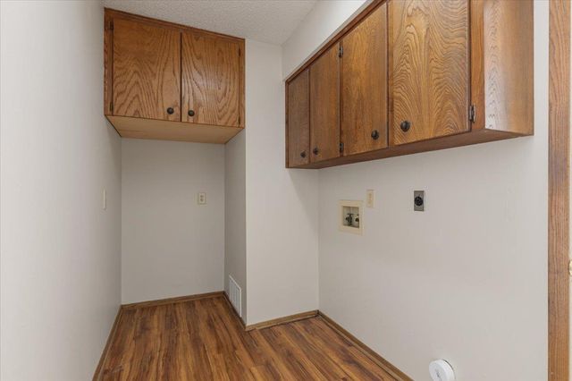 250 Hickory DR, Elgin, TX 78621