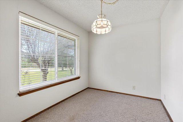 250 Hickory DR, Elgin, TX 78621