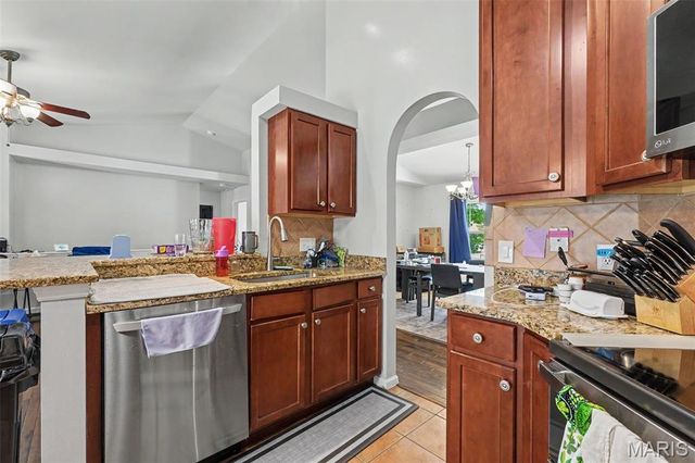 227 Highland Meadows Drive, Wentzville, MO 63385