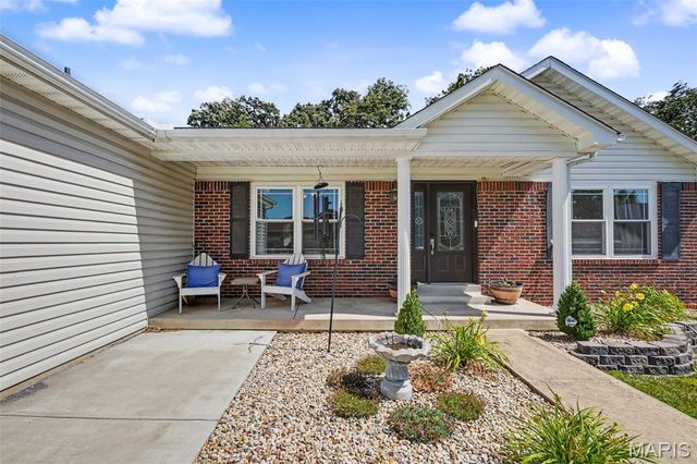 227 Highland Meadows Drive, Wentzville, MO 63385
