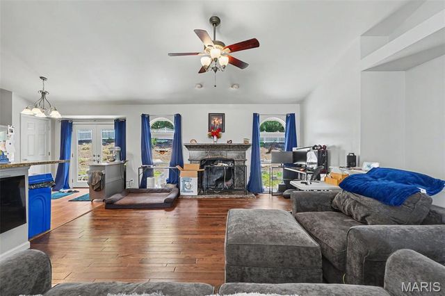 227 Highland Meadows Drive, Wentzville, MO 63385
