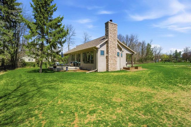 N2393 MALONEY ROAD, Kaukauna, WI 54130