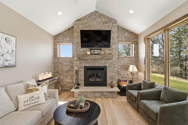 N2393 MALONEY ROAD, Kaukauna, WI 54130
