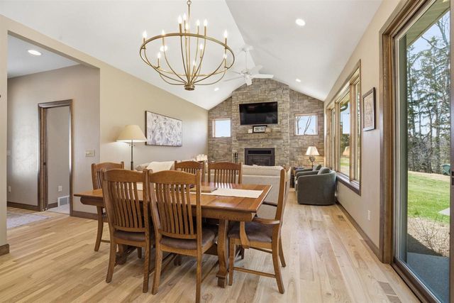 N2393 MALONEY ROAD, Kaukauna, WI 54130