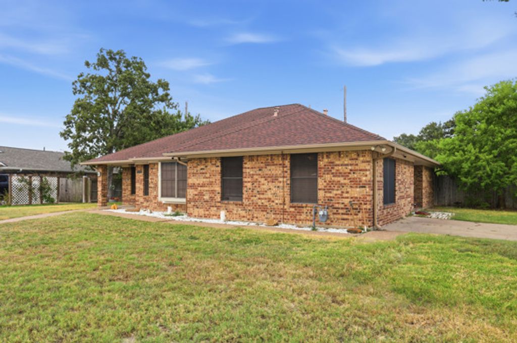 3727 Ravenwood Drive, Bryan, TX 77802 — photo 3