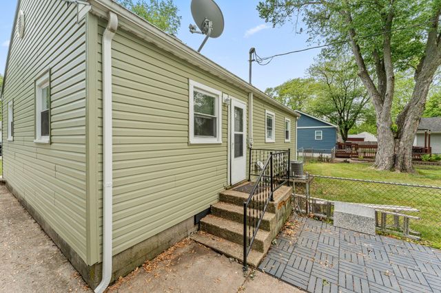 228 Oak Street, Crown Point, IN 46307
