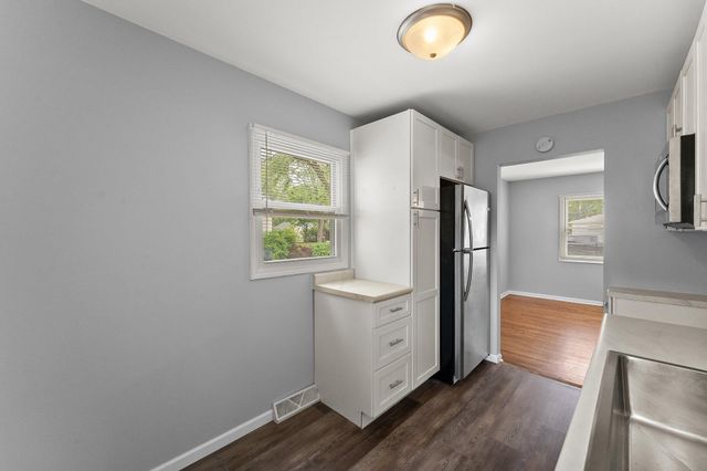 228 Oak Street, Crown Point, IN 46307