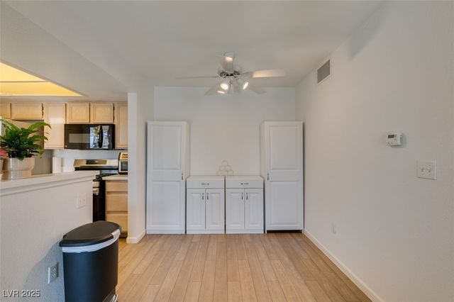 1901 Villa Palms Court 103, Las Vegas, NV 89128