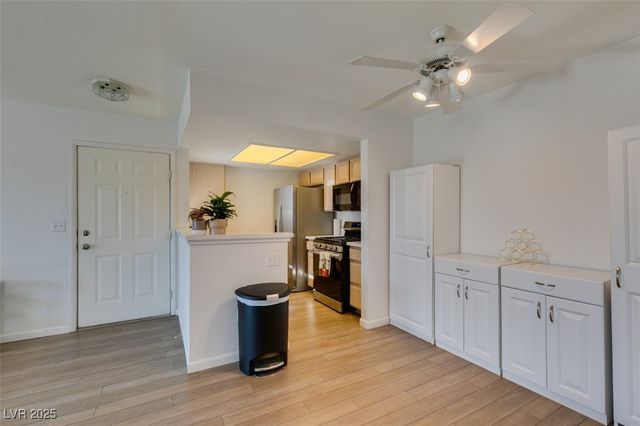 1901 Villa Palms Court 103, Las Vegas, NV 89128