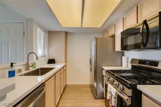 1901 Villa Palms Court 103, Las Vegas, NV 89128