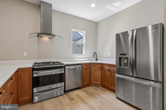 33 COUNTRY LN, Voorhees, NJ 08043