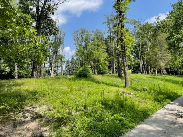 237 Joliet Road, Valparaiso, IN 46385