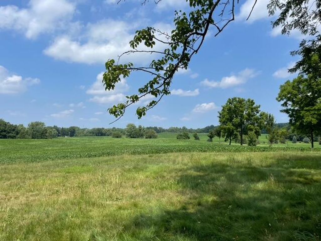 237 Joliet Road, Valparaiso, IN 46385