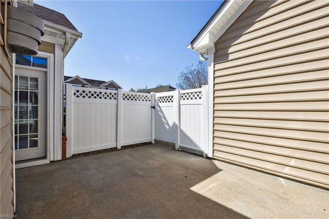 919 Vineyard PL B, Suffolk, VA 23435