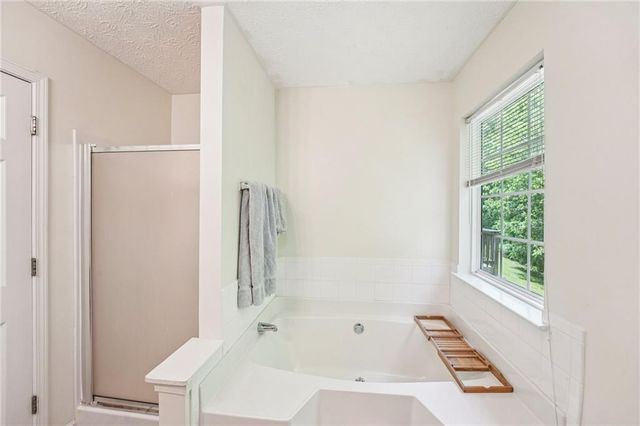 2009 Redwood Trace, Ellenwood, GA 30294