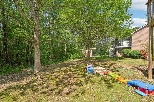 2009 Redwood Trace, Ellenwood, GA 30294