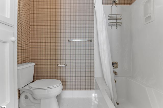 102 Kilkenney Court, Greenville, SC 29615