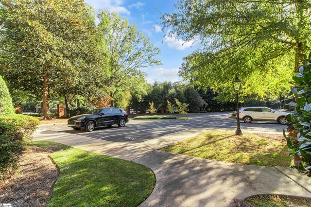 102 Kilkenney Court, Greenville, SC 29615