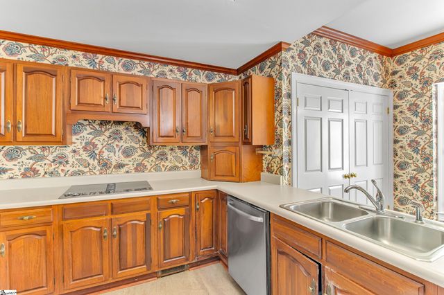 102 Kilkenney Court, Greenville, SC 29615